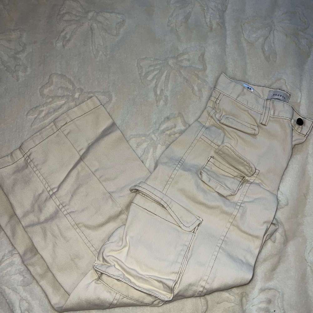 Pacsun Cream Cargo Pants